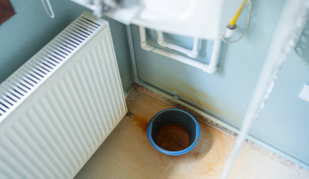 Best Sewage cleanup and water damage restoration  in Concord, CA